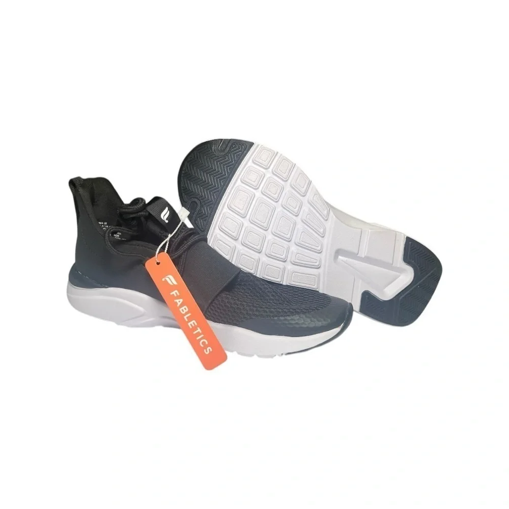 NEW Fabletics Black Athletic Slip-On Shoes Sz 6 1/2